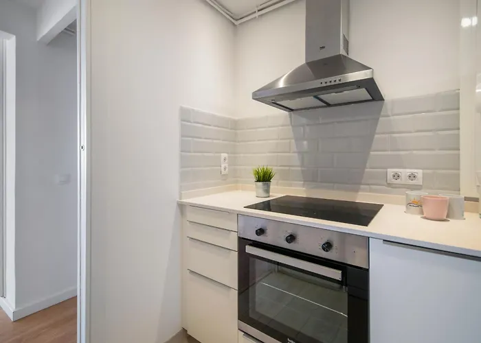 Sunset Beachfront In Apartment *